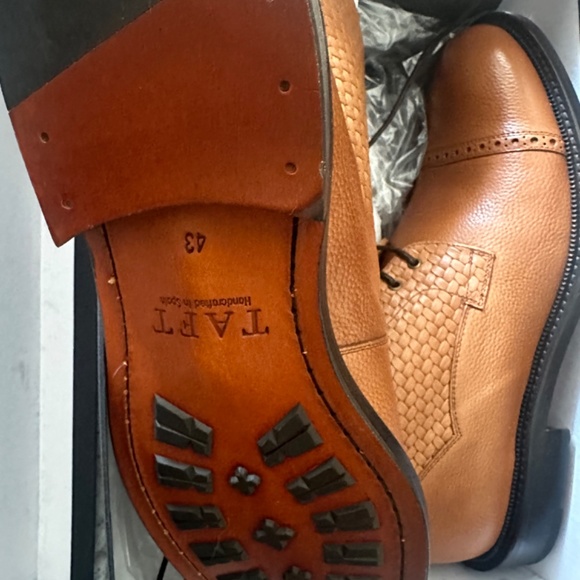 Taft Jones Boot in Honey- Men’s size 10 main image 5